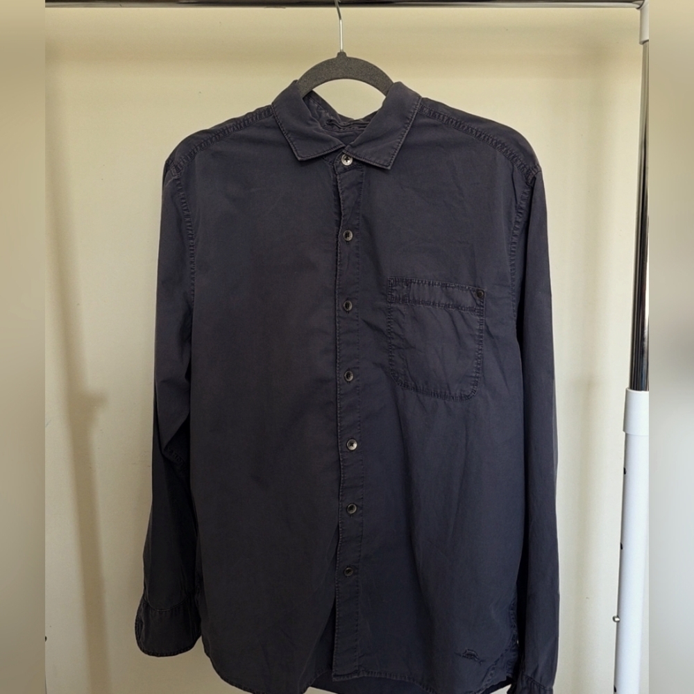 Tommy Bahama Men M shirt button up Gray long sleeves